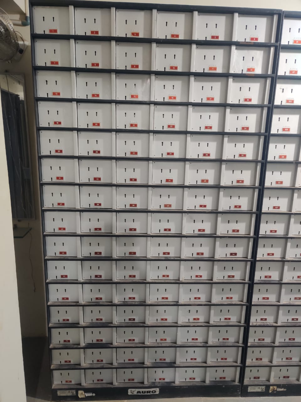 સ્મોલ લૉકર